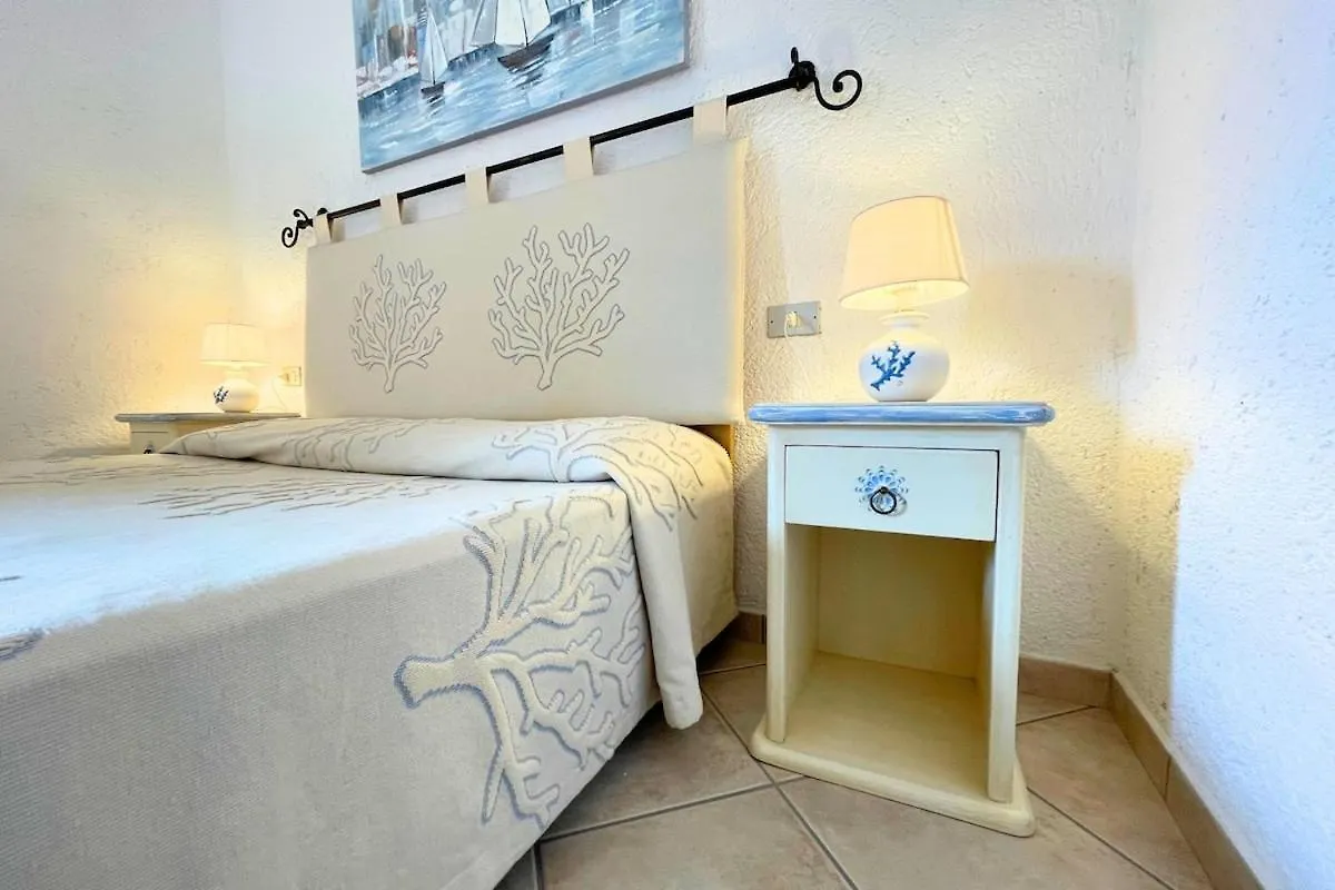 Domus Costa Smeralda Sardinian House Cugnana Verde