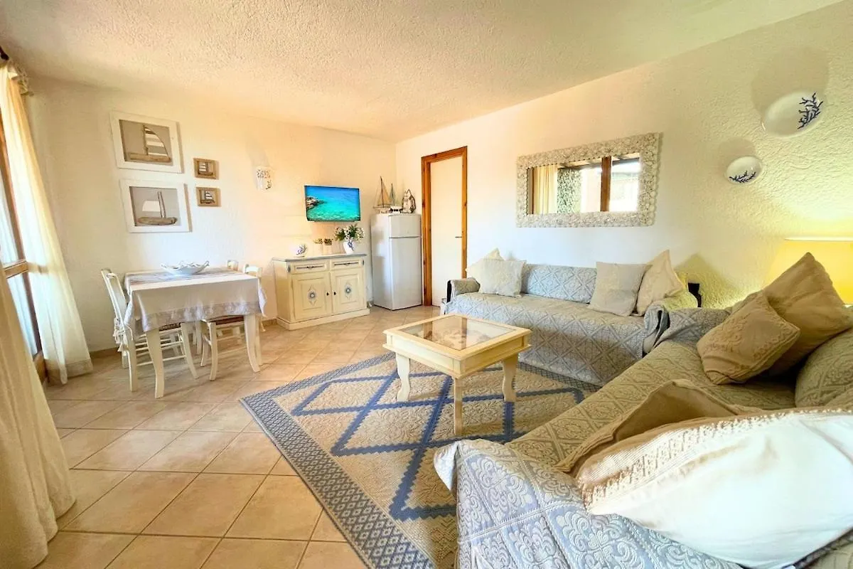 Holiday home Domus Costa Smeralda Sardinian House Cugnana Verde
